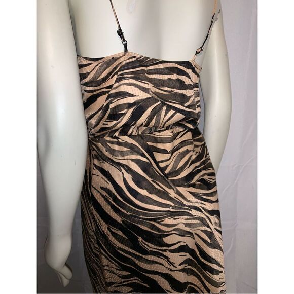 NWOT NINE WEST ANIMAL PRINT SATIN SKIRT SET MEDIUM - Picture 6 of 11